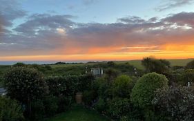 Cliff Top Garden Room